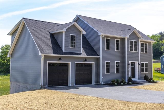 555 Neck Road, Lancaster, MA 01523
