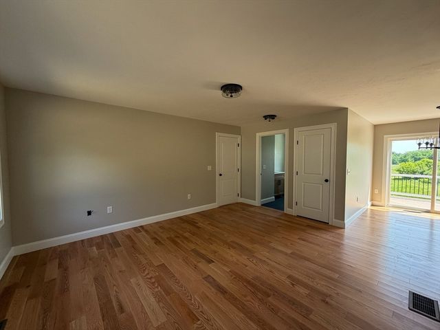555 Neck Road, Lancaster, MA 01523