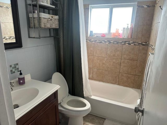 1030 NW 49th Court, Pompano Beach, FL 33064