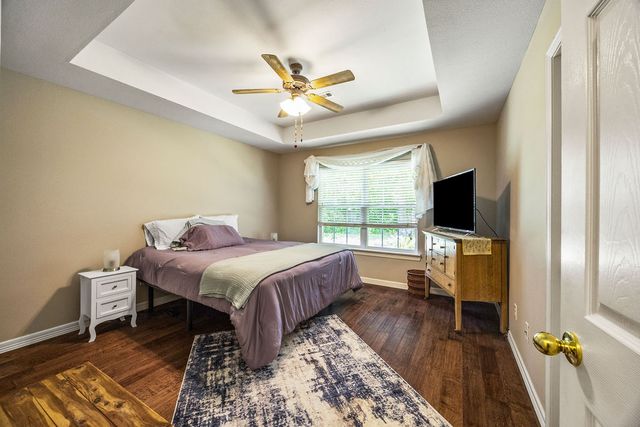 1286 Hackberry Place, Elkins, AR 72727