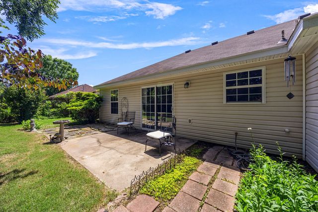 1286 Hackberry Place, Elkins, AR 72727