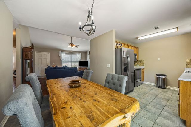 1286 Hackberry Place, Elkins, AR 72727
