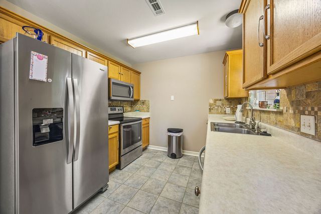 1286 Hackberry Place, Elkins, AR 72727