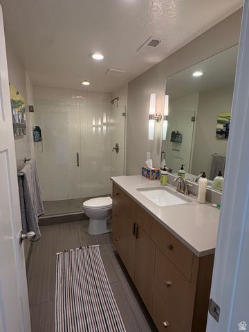 504 S LAKE VW, Vineyard, UT 84059