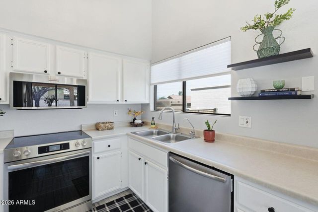 14668 N KINGS Way, Fountain Hills, AZ 85268