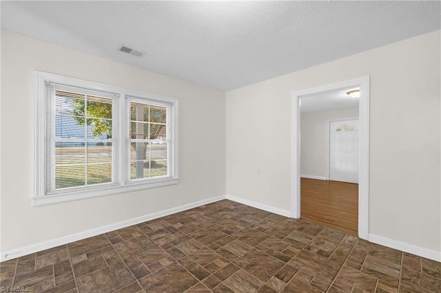 3555 Transou Road, Pfafftown, NC 27040