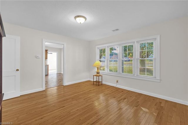 3555 Transou Road, Pfafftown, NC 27040