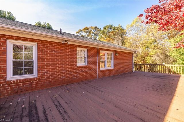3555 Transou Road, Pfafftown, NC 27040
