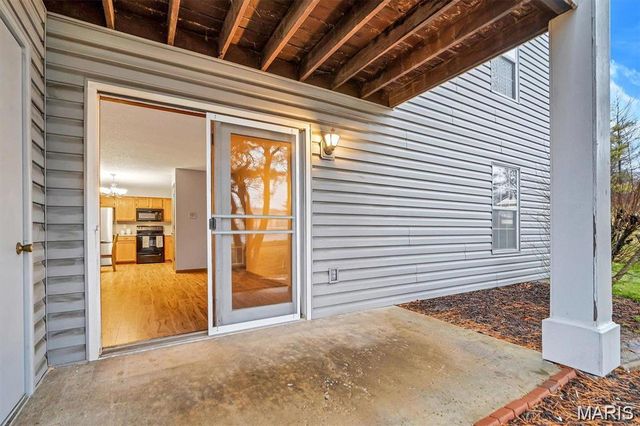 9608 Bent Pine Drive J, St Louis, MO 63126