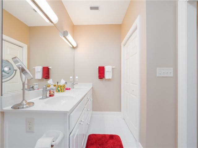 215 Peppertree Crossing Ave, Brunswick, GA 31525