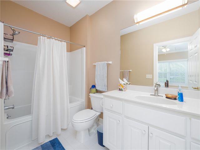 215 Peppertree Crossing Ave, Brunswick, GA 31525