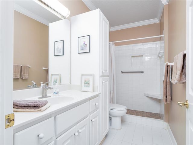 215 Peppertree Crossing Ave, Brunswick, GA 31525