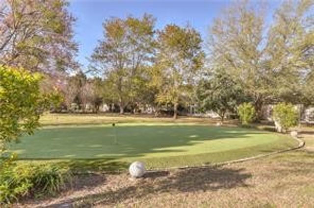 215 Peppertree Crossing Ave, Brunswick, GA 31525