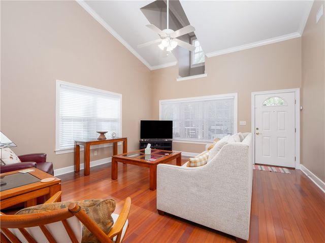 215 Peppertree Crossing Ave, Brunswick, GA 31525