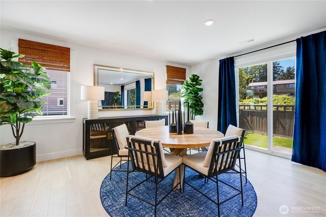 32424 Myrtle Avenue SE, Black Diamond, WA 98010