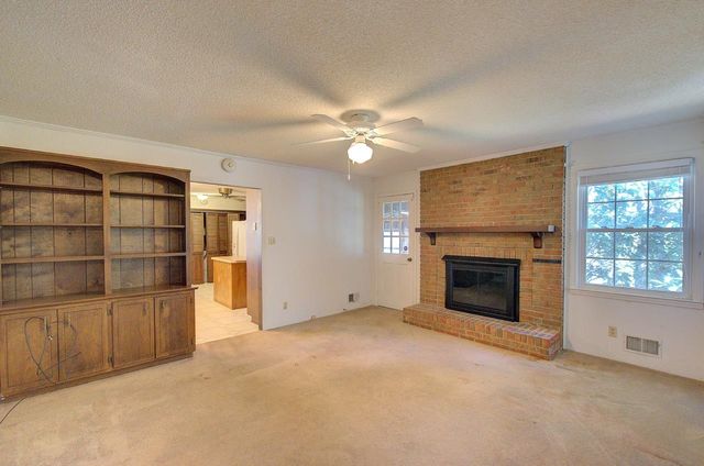 148 Hickory Hill Drive, Inman, SC 29349