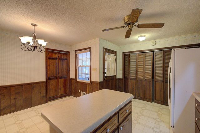 148 Hickory Hill Drive, Inman, SC 29349