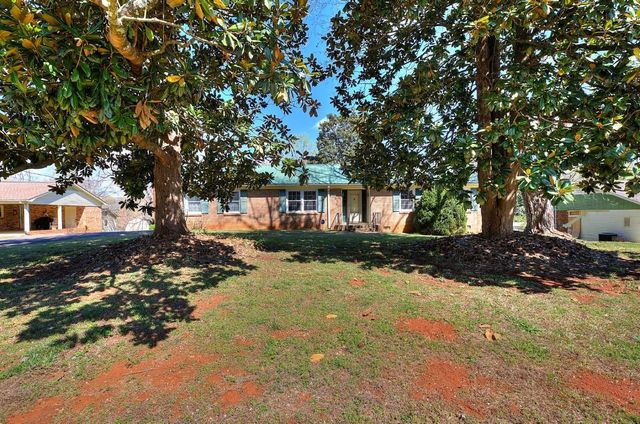 148 Hickory Hill Drive, Inman, SC 29349