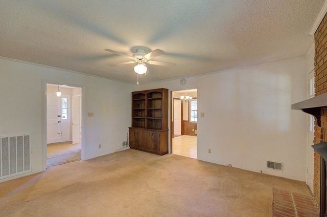 148 Hickory Hill Drive, Inman, SC 29349