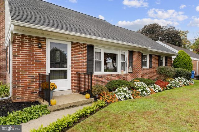 210 MUSSER RD, East Earl, PA 17519