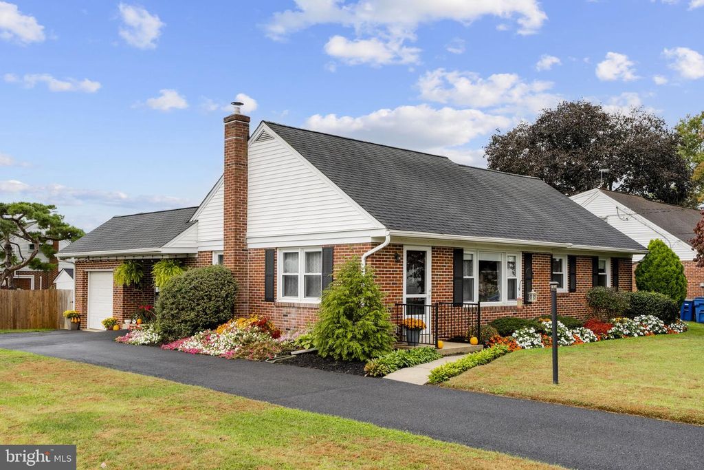 210 MUSSER RD, East Earl, PA 17519