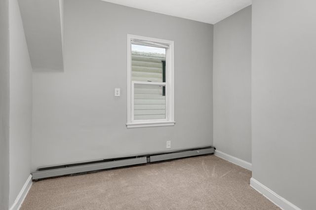 2518 Thomas Avenue N, Minneapolis, MN 55411