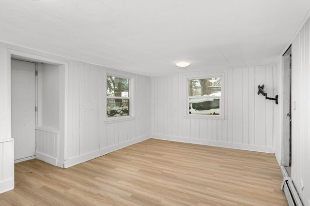 2518 Thomas Avenue N, Minneapolis, MN 55411