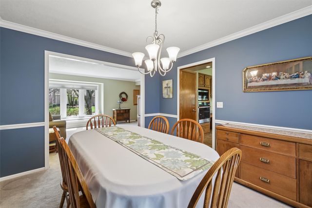 9913 Alpine Drive, Urbandale, IA 50322