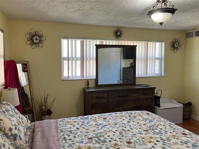 2801 61ST AVENUE N, St Petersburg, FL 33714