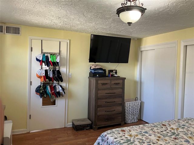 2801 61ST AVENUE N, St Petersburg, FL 33714