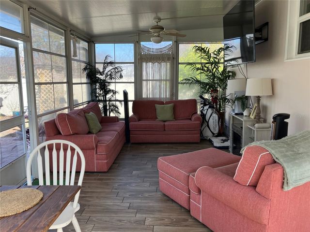 2801 61ST AVENUE N, St Petersburg, FL 33714