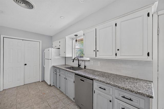 2403 Robin Circle, Denton, TX 76209
