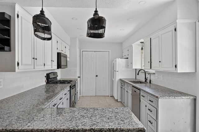 2403 Robin Circle, Denton, TX 76209