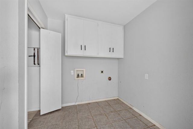 2403 Robin Circle, Denton, TX 76209