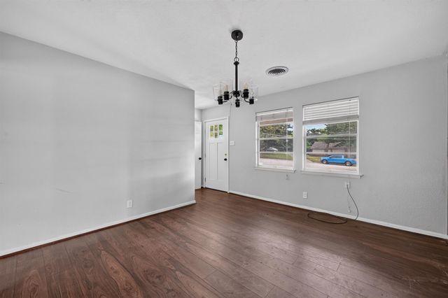 2403 Robin Circle, Denton, TX 76209
