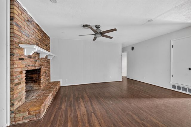 2403 Robin Circle, Denton, TX 76209