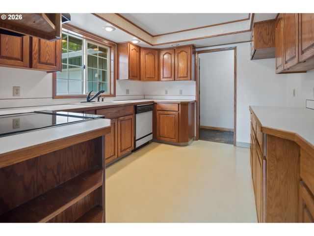 1011 Nw 405TH St, Woodland, WA 98674