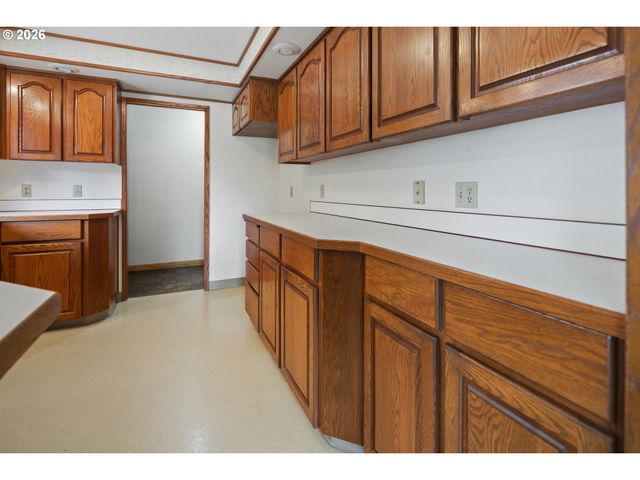 1011 Nw 405TH St, Woodland, WA 98674