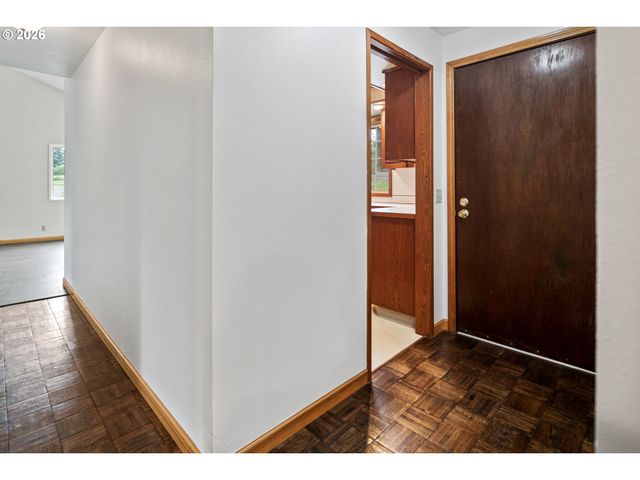 1011 Nw 405TH St, Woodland, WA 98674