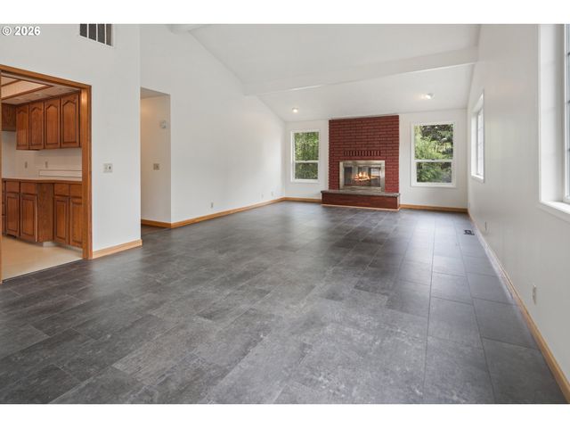 1011 Nw 405TH St, Woodland, WA 98674