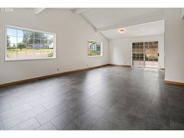 1011 Nw 405TH St, Woodland, WA 98674