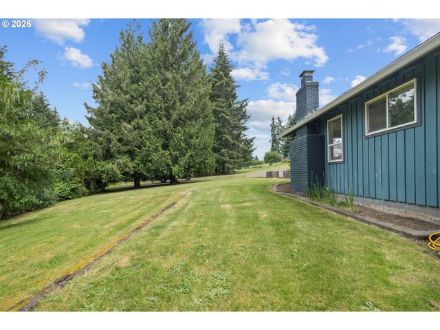 1011 Nw 405TH St, Woodland, WA 98674