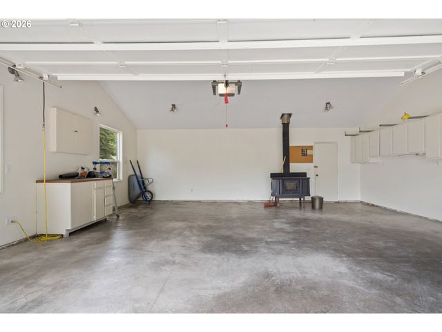 1011 Nw 405TH St, Woodland, WA 98674