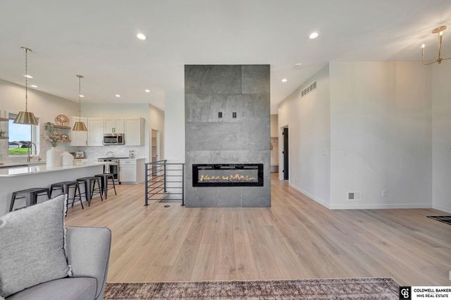 1002 Middleton Avenue, Lincoln, NE 68521