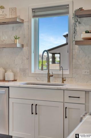 1002 Middleton Avenue, Lincoln, NE 68521