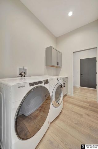 1002 Middleton Avenue, Lincoln, NE 68521