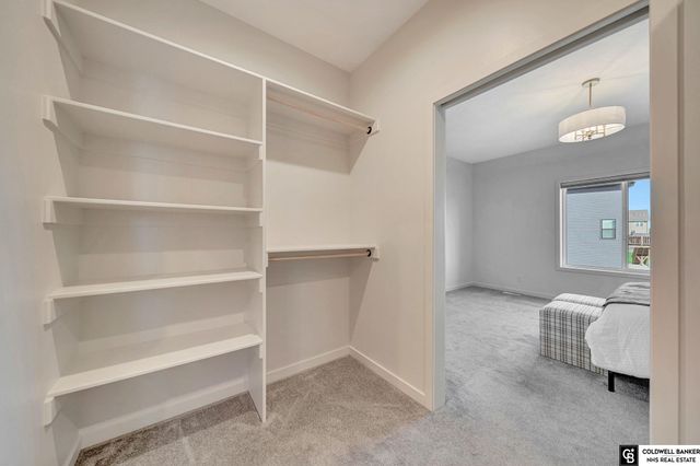 1002 Middleton Avenue, Lincoln, NE 68521