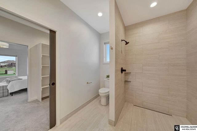 1002 Middleton Avenue, Lincoln, NE 68521