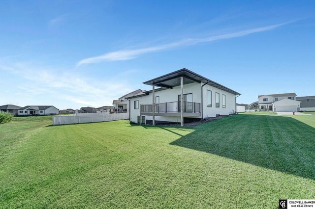 1002 Middleton Avenue, Lincoln, NE 68521