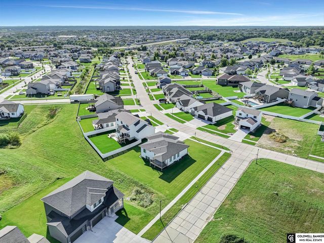 1002 Middleton Avenue, Lincoln, NE 68521